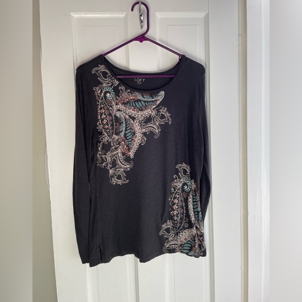 Women’s long sleeve Tee by Loft, Size M